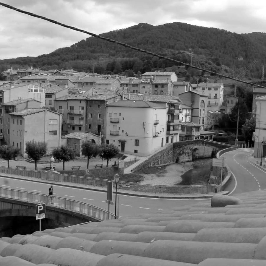 Hostal Fonda Cerdanya La Pobla de Lillet Exterior foto